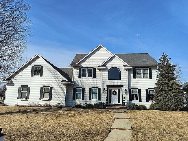 Image of 806 Deschepper St