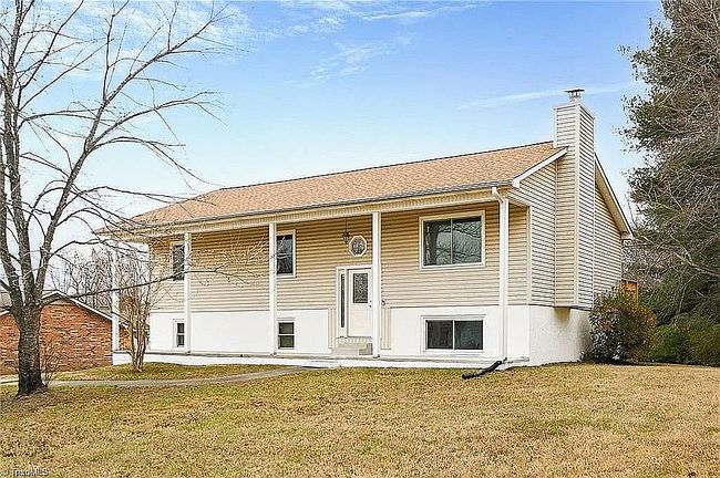 Photo of 6005 Grey Fox Ln, Lexington, NC