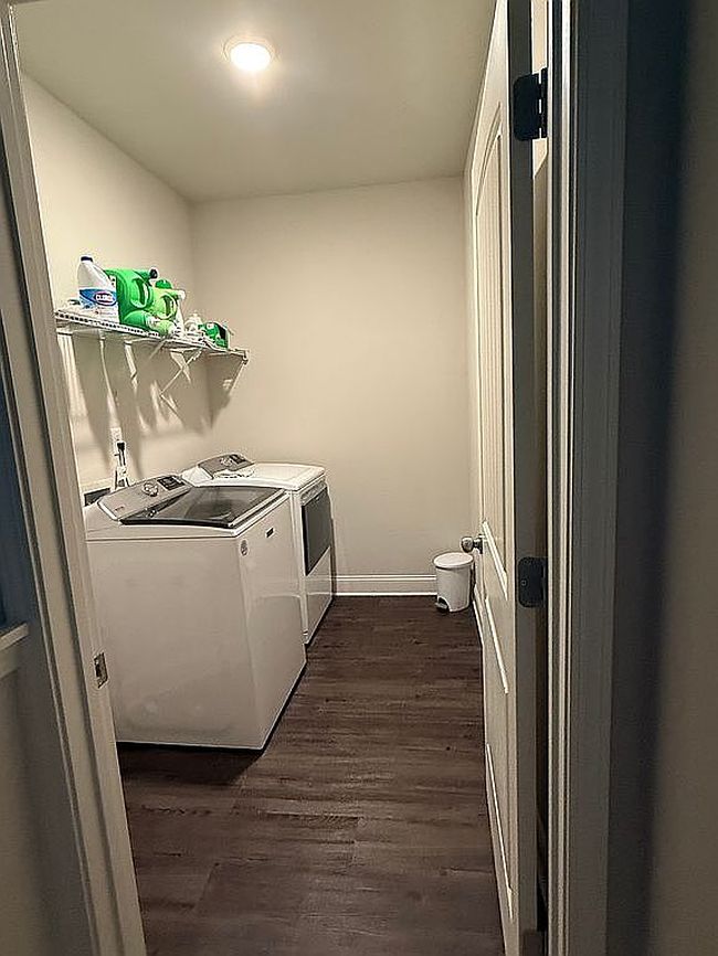 Image of 64 N Village Cir
