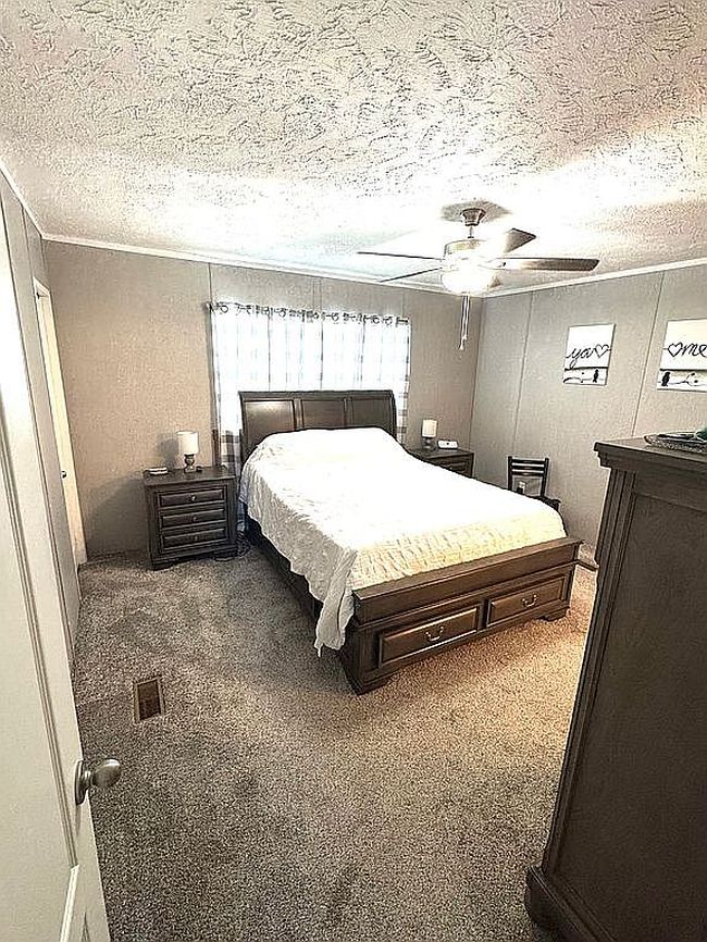 Photo of 125 Evelyn Jean Dr, Clinton, TN