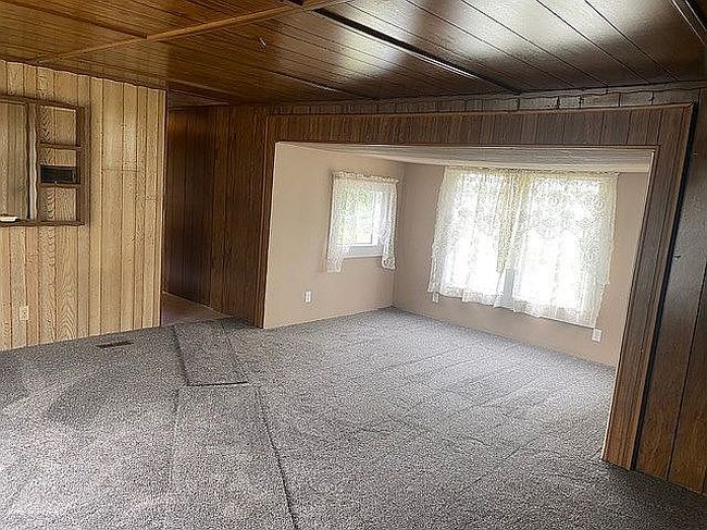 Photo of 2929 W 800 N