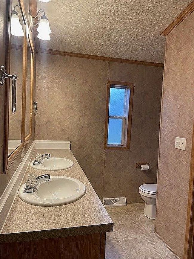 Image of 116 Seneca Ave #116