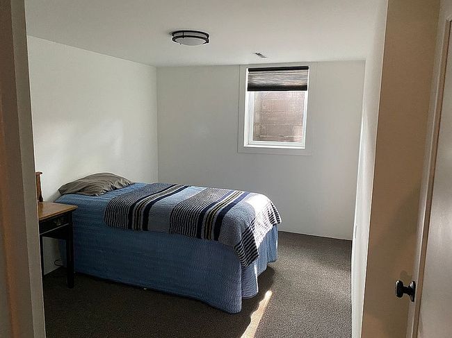 Image of 1704 Spring Rd