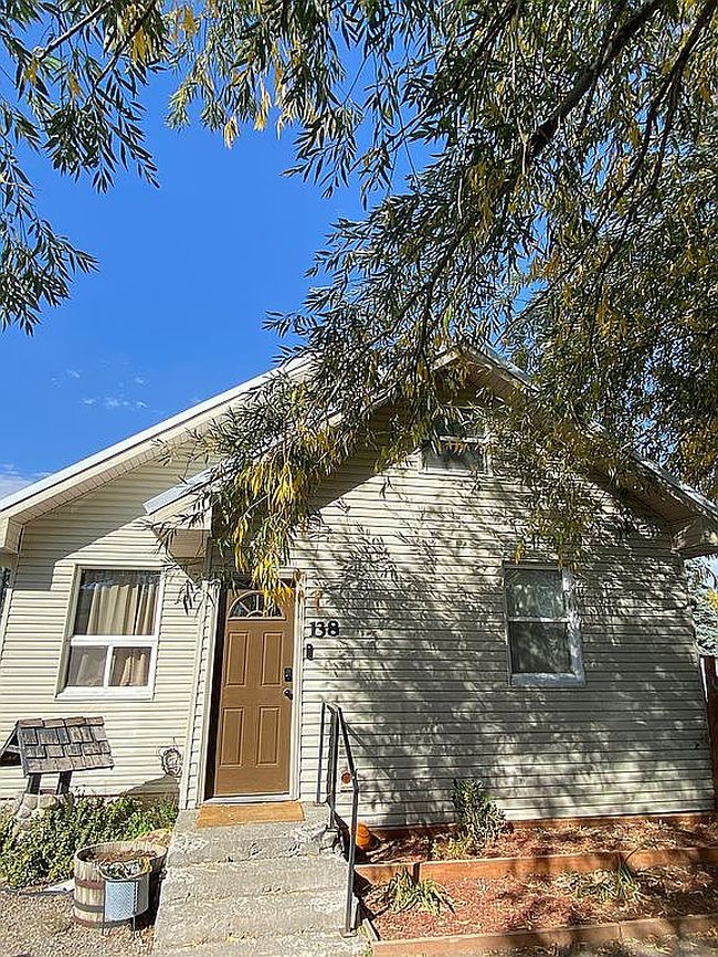 Image of 138 W Main St