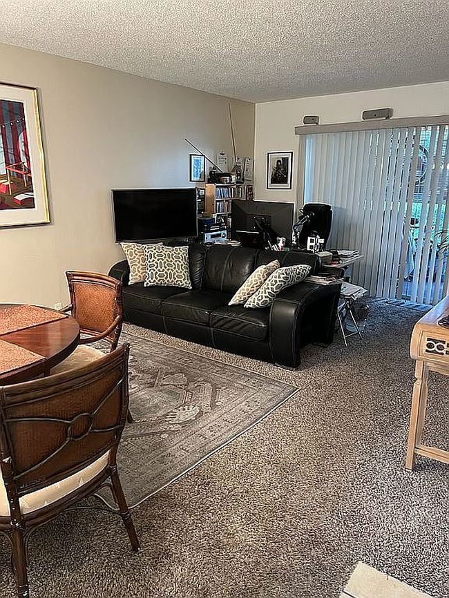 Photo of 300 Ne 26th Ave Apt 108
