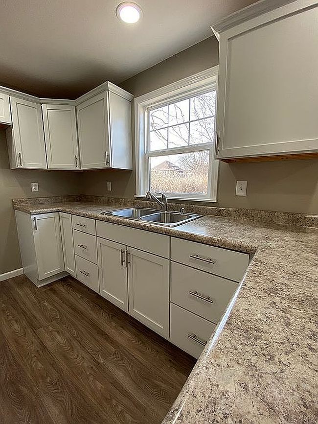 Image of 310 4th St N