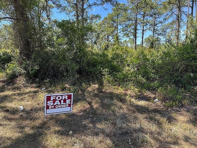 Photo of 720 Peacock Ave, Lehigh Acres, FL