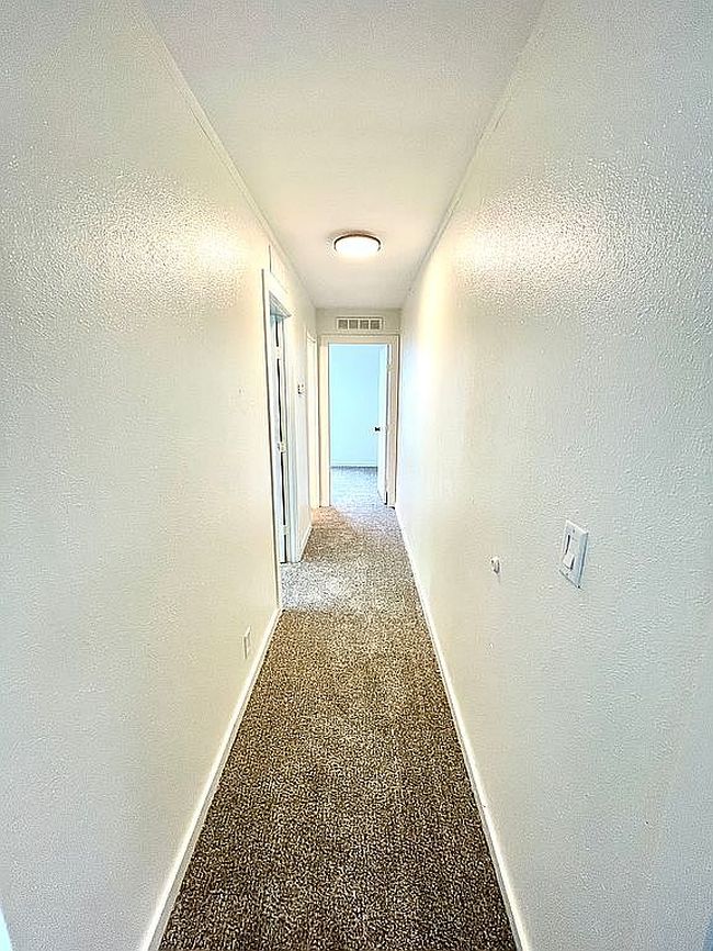 Photo of 10910 Read Ct #158, Omaha, NE