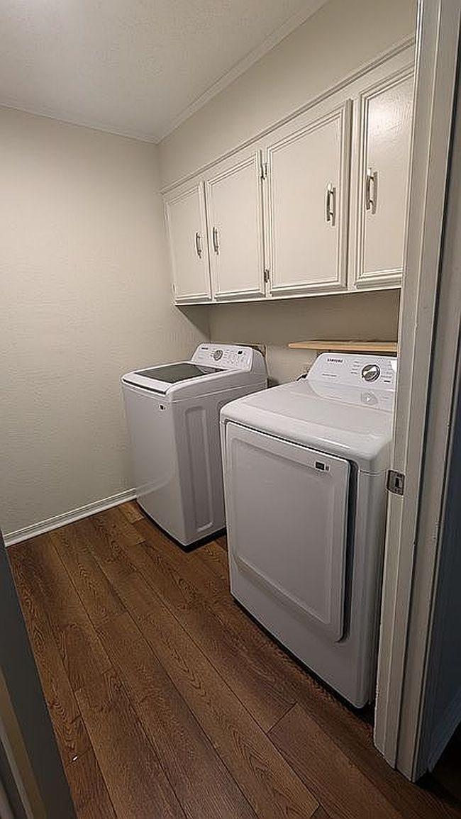 Image of 201 Rolling Meadow Ln