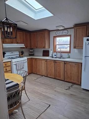 Additional photo 3 of property located at 330 12th Ave