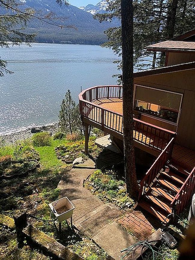 Photo of 4990 Thane Rd, Juneau, AK