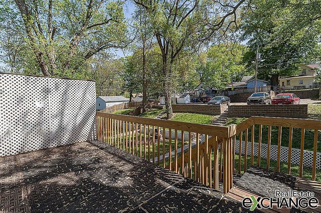 Photo of 1115 & 1117 E 15th St, Davenport, IA