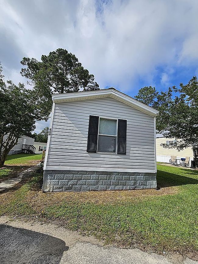 Photo of 664 Terry Ln, Jacksonville, NC