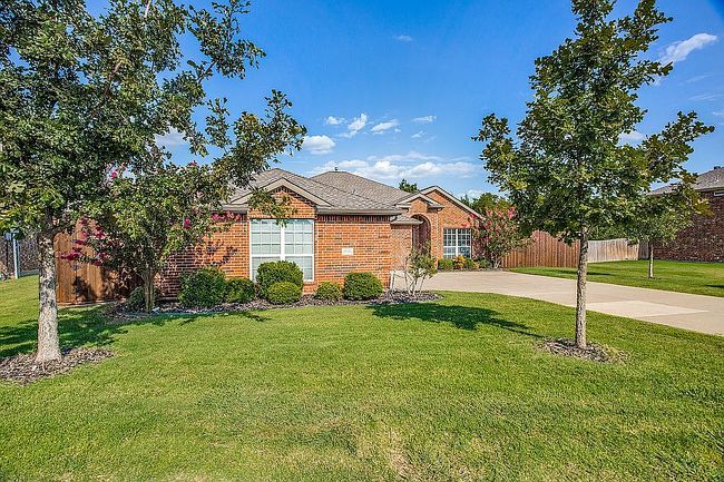 Photo of 2020 Gleaner Dr, Rockwall, TX