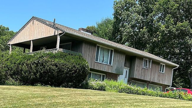 Photo of 49 Lathrop Ave, Pawcatuck, CT