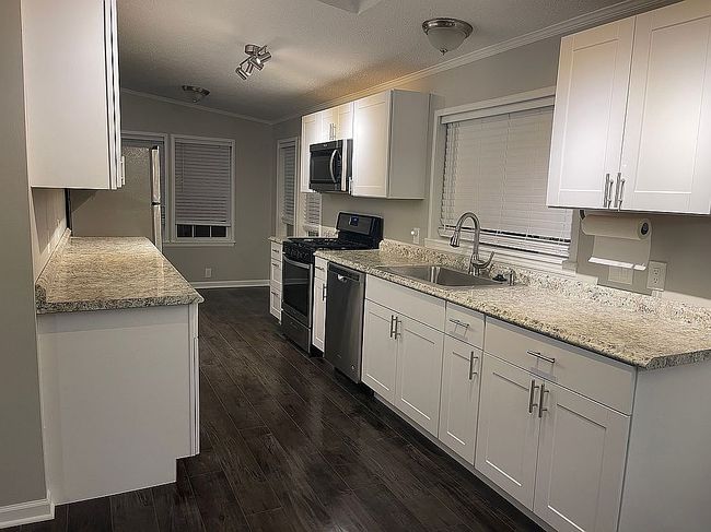 Image of 3253 Lancaster Ln