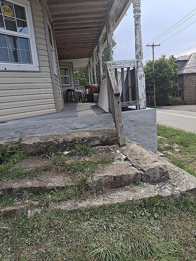 Image of 451/3 Main St