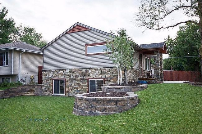 Additional photo 2 of property located at 1745 Stockwell St