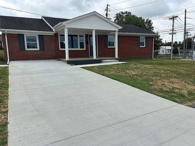 Photo of 201 Commercial Ave, Springfield, KY