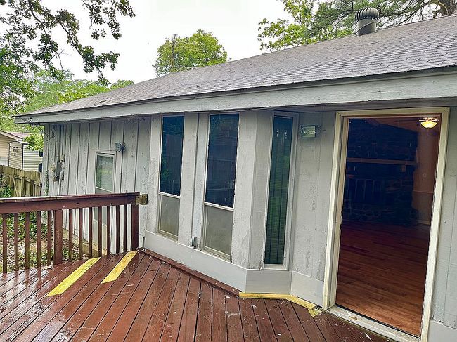 Image of 1104 Pinewood Dr