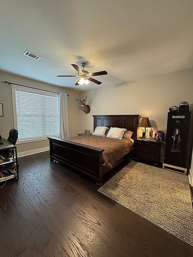 Image of 319 Stillwater Ln