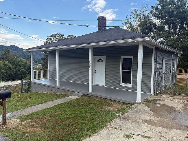 Photo of 2003 Kentucky Ave