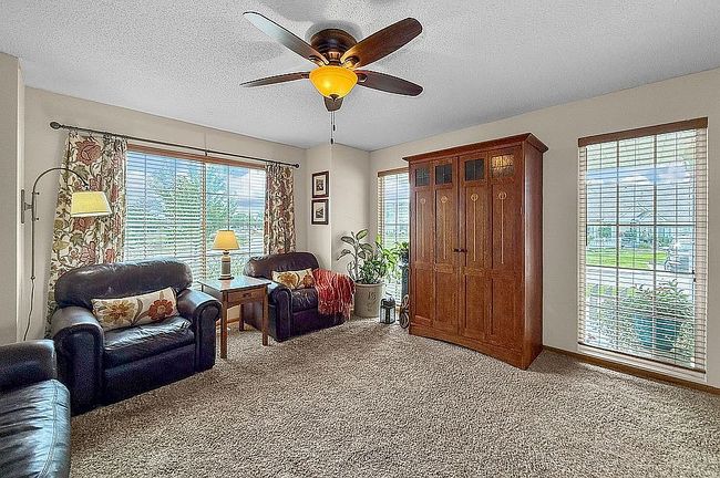 Additional photo 1 of property located at 2502 Nw Heritage Ave