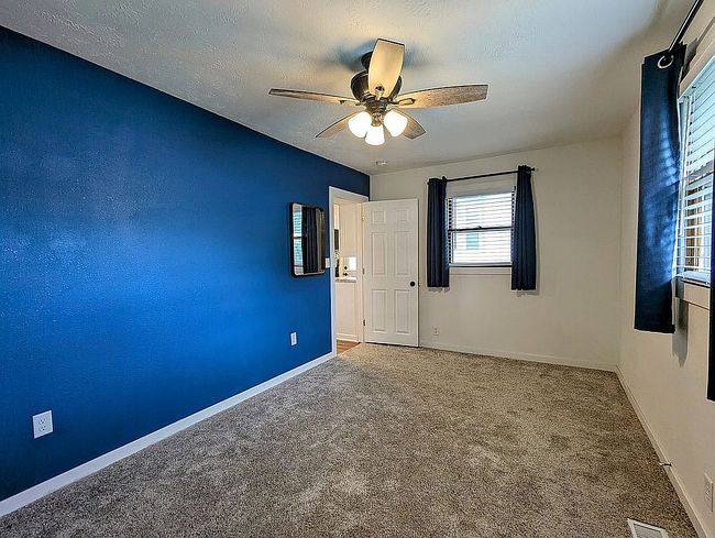 Photo of 310 E Jefferson St, Winterset, IA