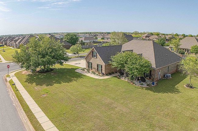 Image of 9651 Camberwell Dr