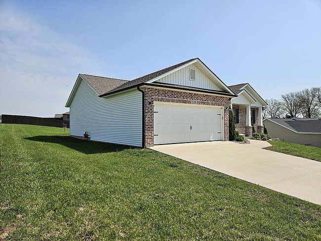 Photo of 319 Castle Leoch, Jackson, MO