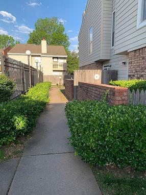 Preview of property located at 2801 S Juniper Ave Apt 122