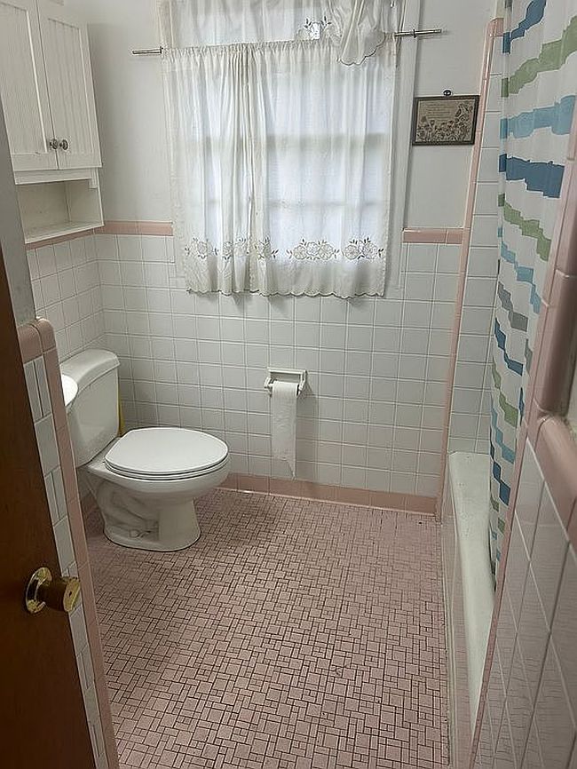 Photo of 3815 Summer Dr, Pensacola, FL