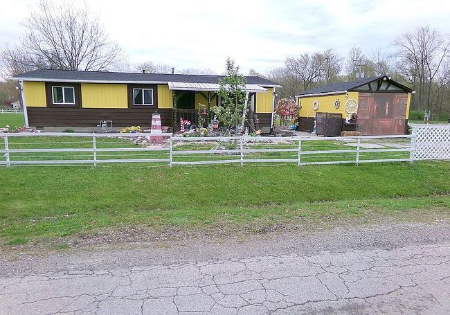 Preview of property located at 1104 Van Buren Ave
