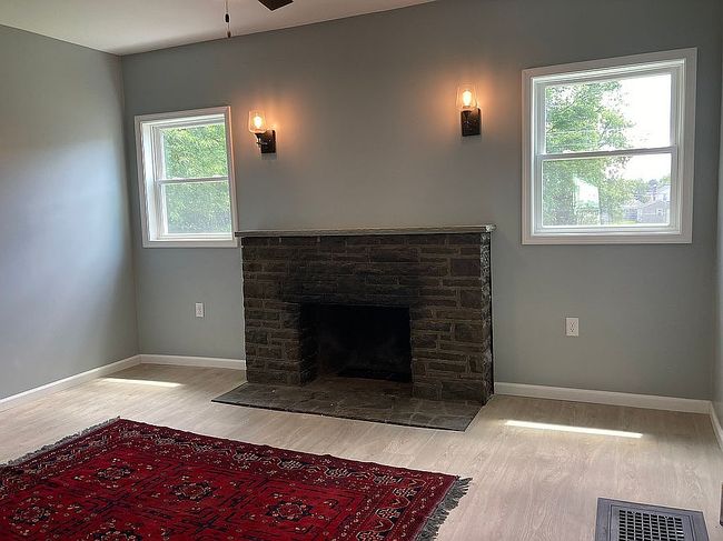 Image of 121 Park Pl
