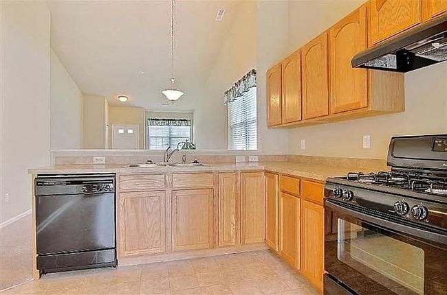 Image of 7615 E 111th Ln