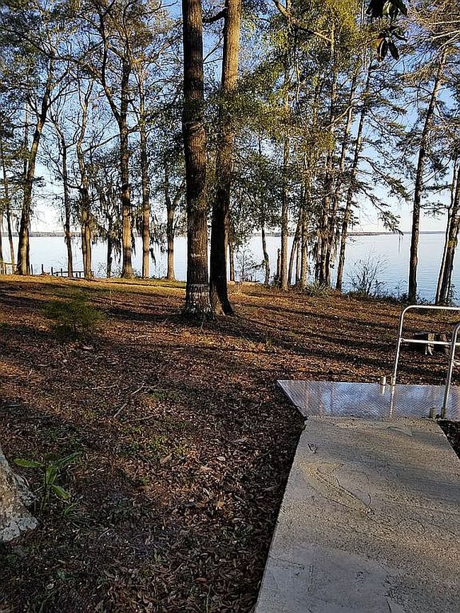 Photo of 475 N Marilyn Dr