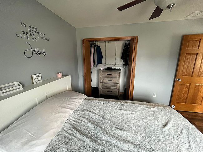Image of 418 Michelle Ln