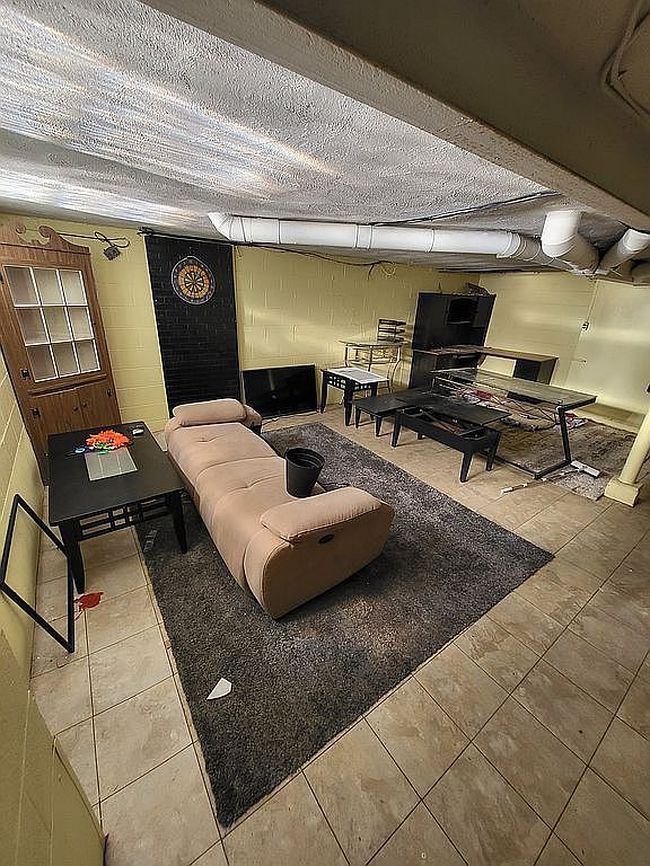 Image of 3863 Malaer Dr