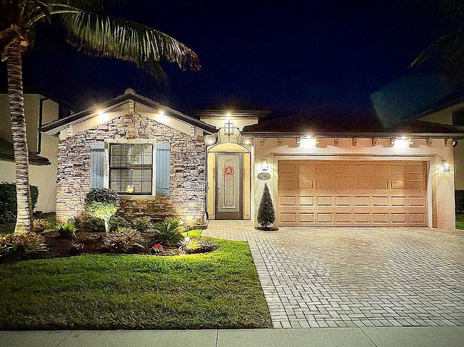 Image of 9231 Shadow Oak Ln