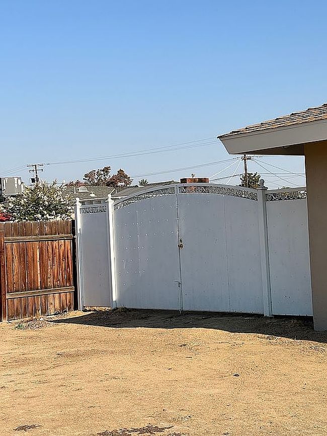 Photo of 6519 Jetta Ave, Bakersfield, CA