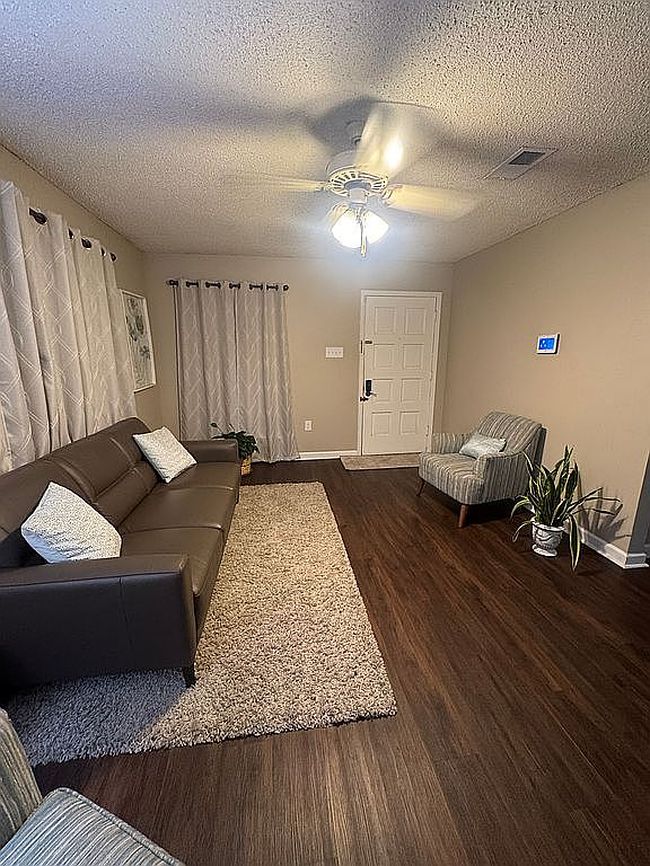 Photo of 3455 Granada Dr, Baton Rouge, LA