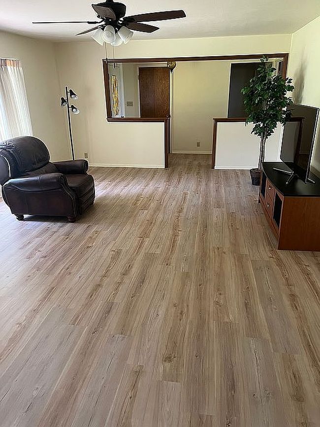 Additional photo 3 of property located at 3501 Irving St