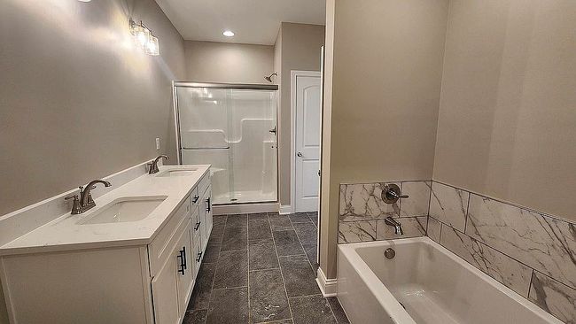 Image of 14 Moon Ct