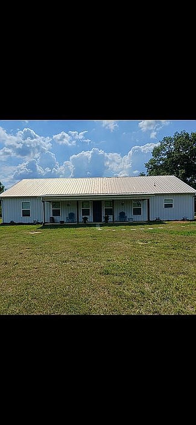 Photo of 863 Robert Wilson Rd