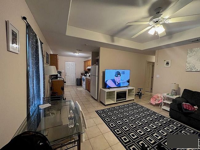 Additional photo 1 of property located at 2113 N G St