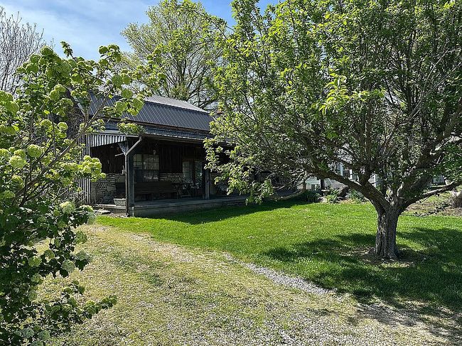Image of 45 W 3rd Ave