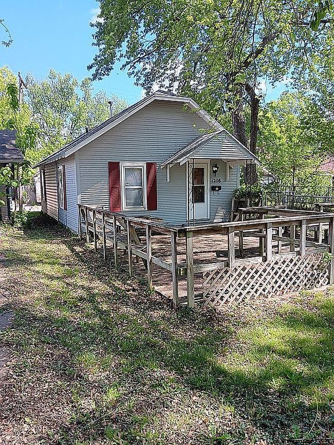Image of 1208 Sw Wayne Ave