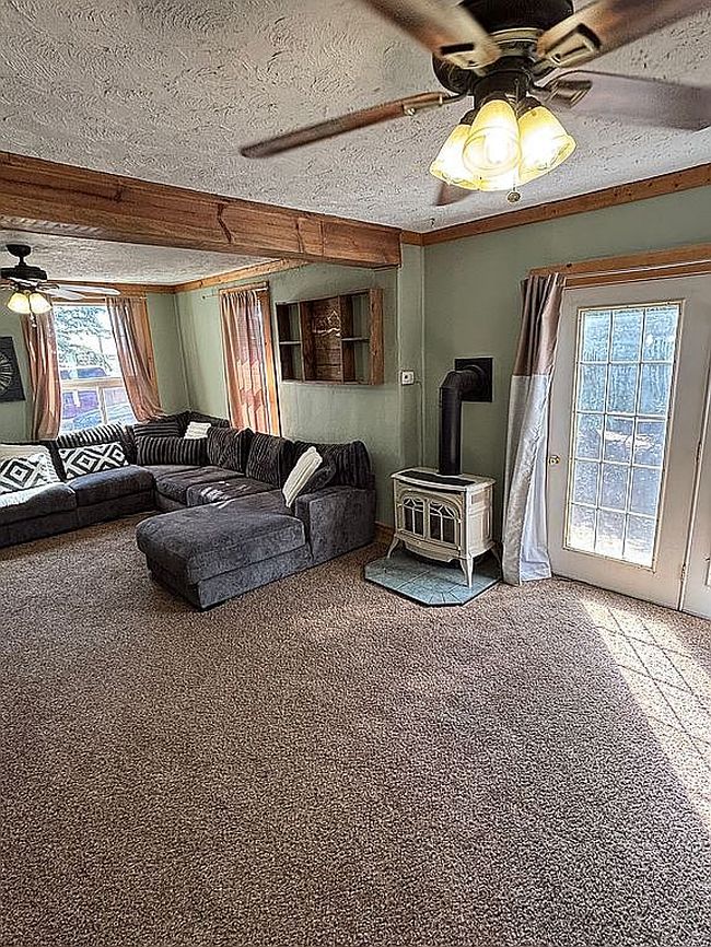 Image of 138 W Main St