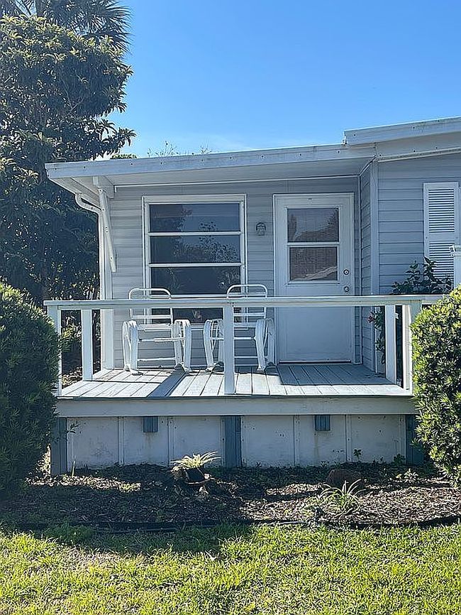 Additional photo 3 of property located at 5761 River Grove Dr