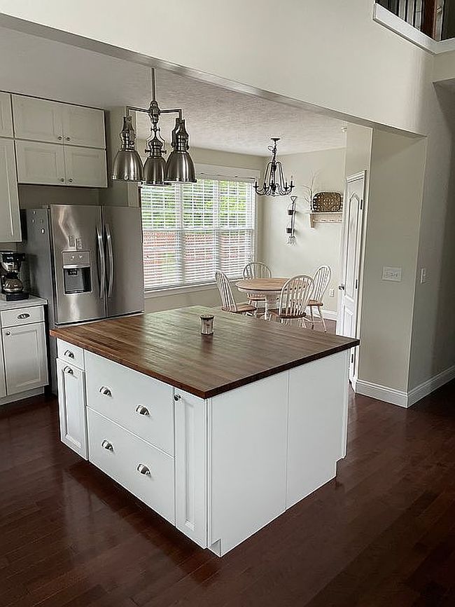Image of 2276 Raleigh Dr